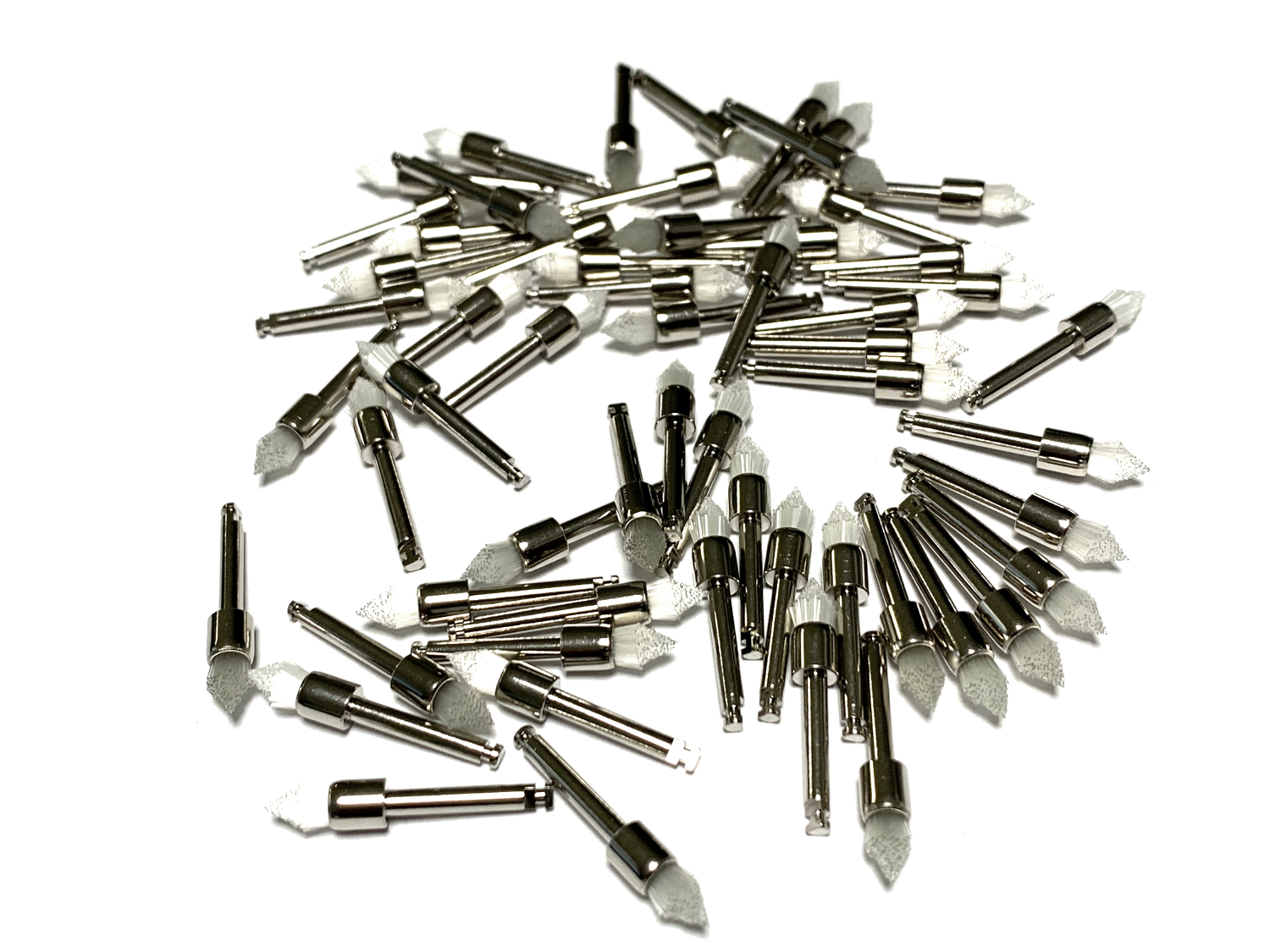 Foto-28-11-19-16-28-44 POLIERBÜRSTEN FÜR WINKELST. (NYLON), konus, 100 Stück autoklavierbar